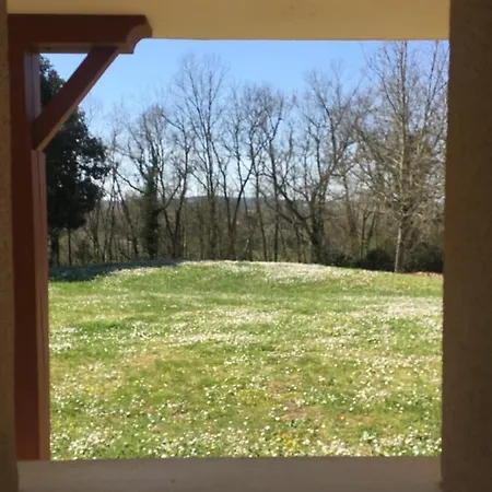 Charmant T2 / 5 pers.dans résidence avec PISCINE CHAUFFEE Monflanquin Exterior foto